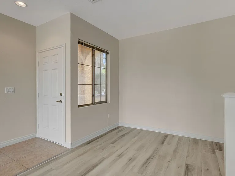 10649 Tuckermans Ave — Photo 20