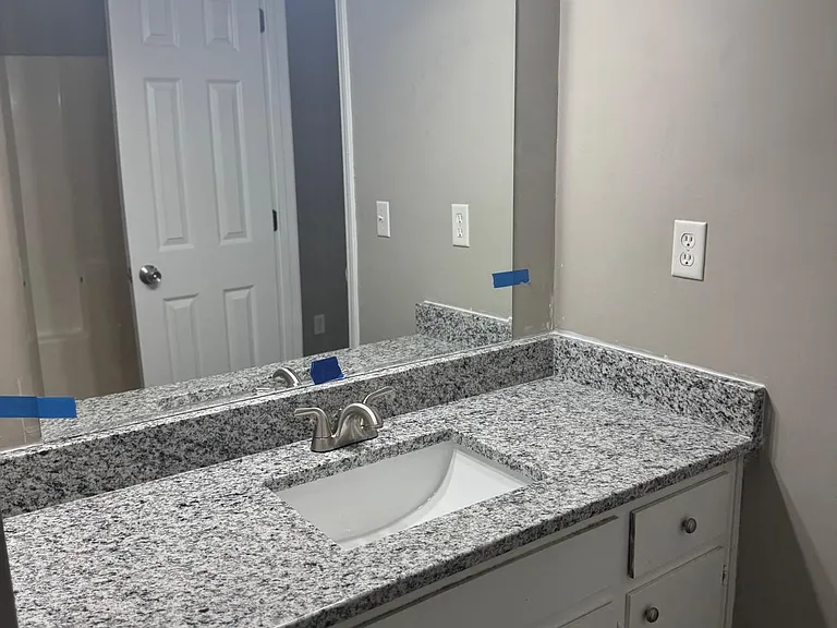 2154 Wells Dr SE — Photo 9