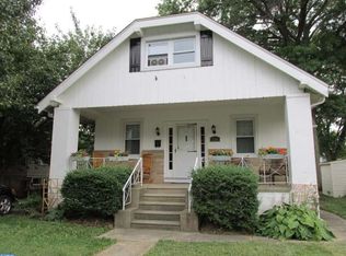 214 Inman Ter, Willow Grove, PA 19090