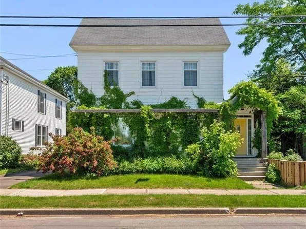 189 Highfield St, Moncton, NB E1C 5P5