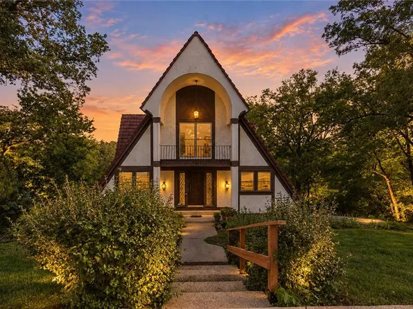 7616 NW Eastside Dr, Weatherby Lake, MO 64152