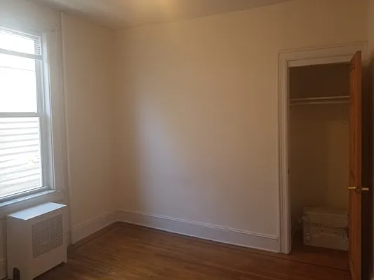 Rented by Frank Valvo Real Estate | media 9