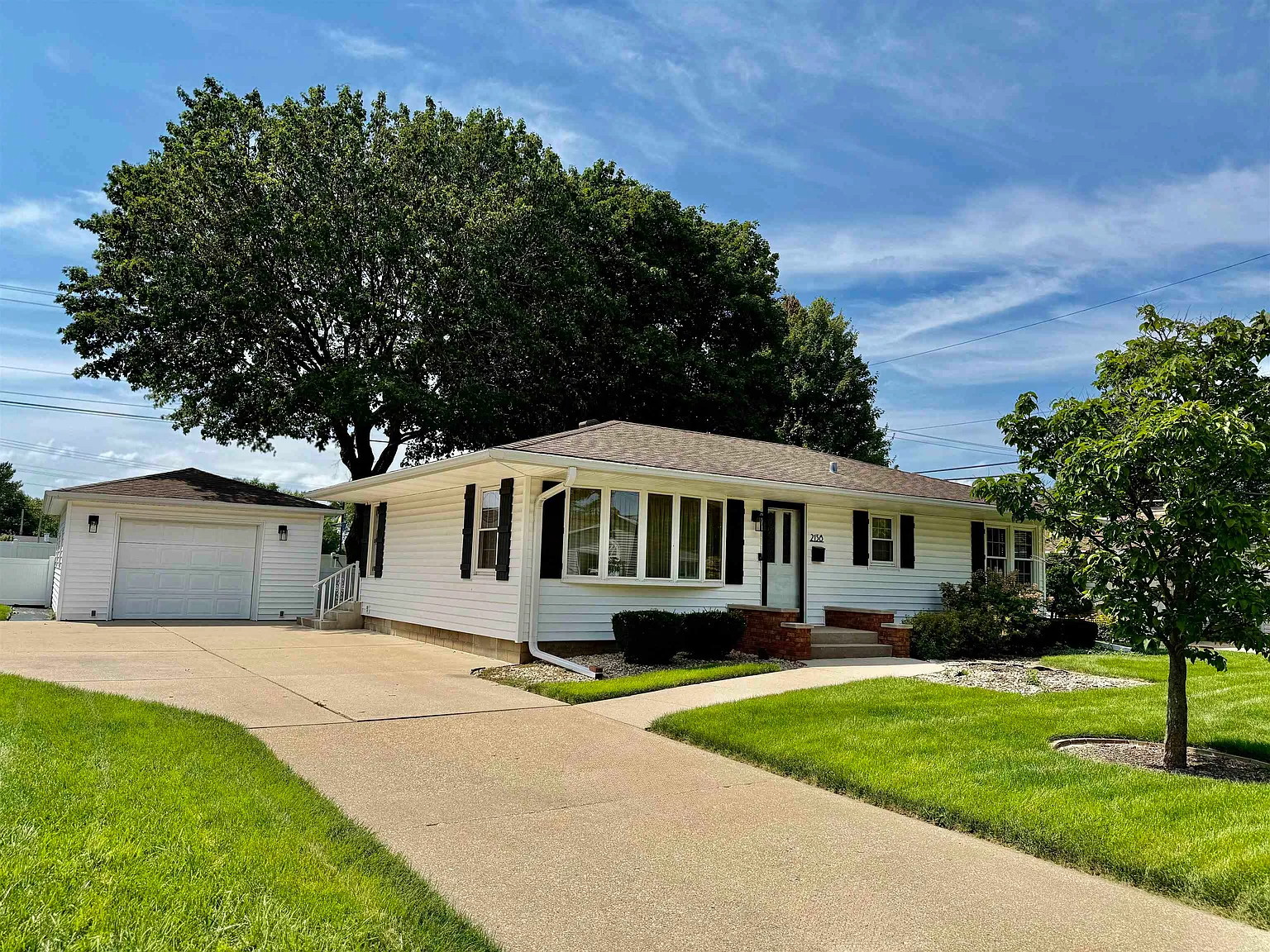 2138 Wynnewood Ln photo 1