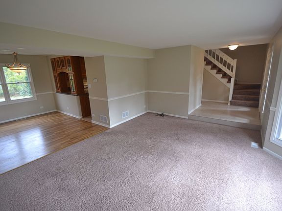 4th image of 17620 W Windslow Dr