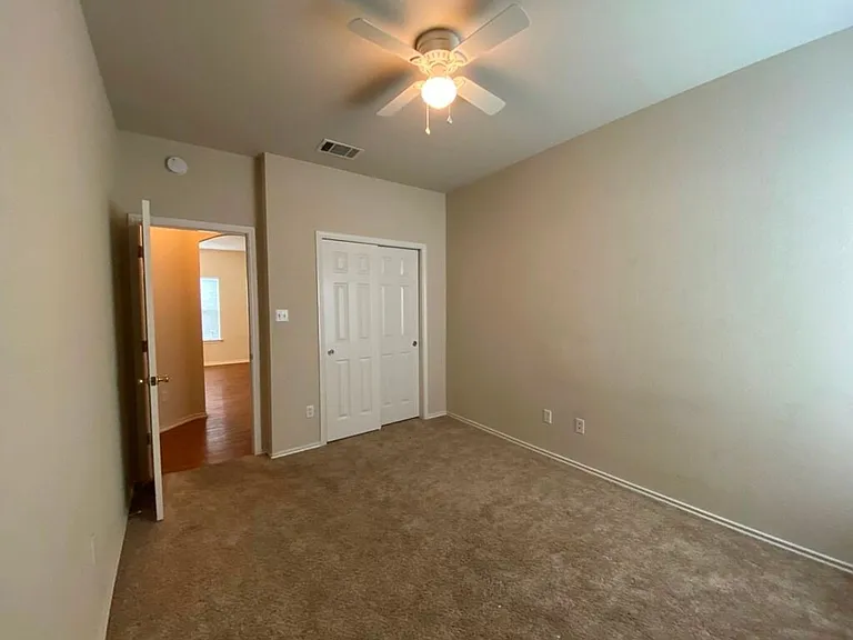 207 Brown St — Photo 27
