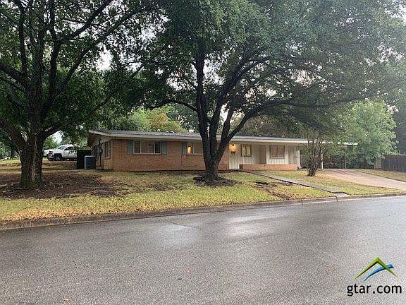 2nd image of 2917 Tanglewood Dr