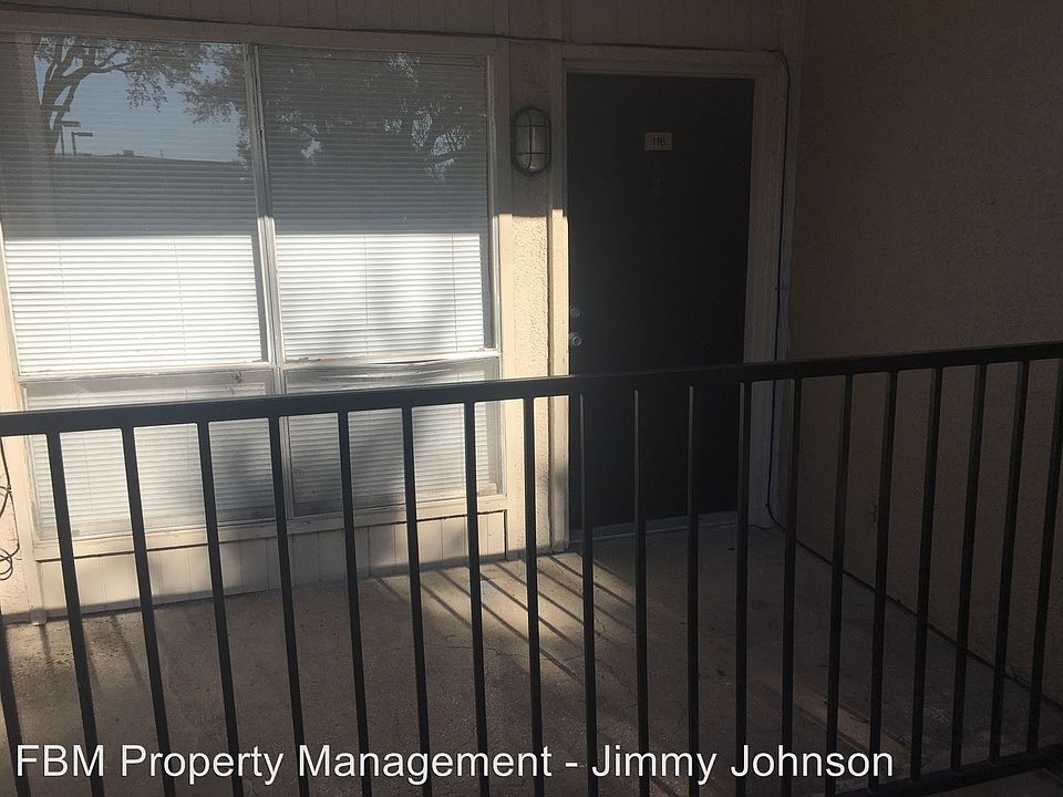 1st image of 2401 Yorkstown Dr APT 116