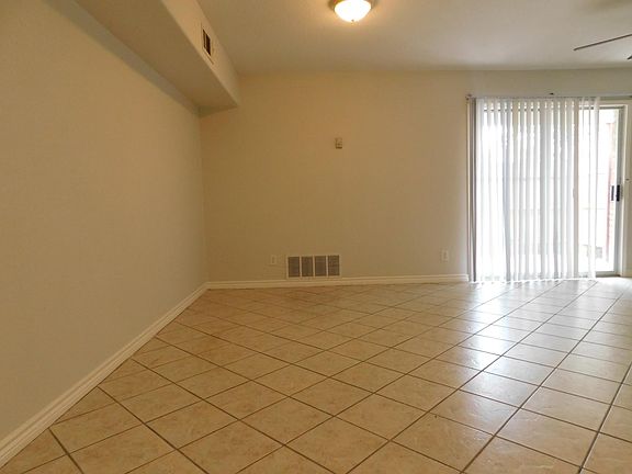 5th image of 2302 Wales Cir APT D