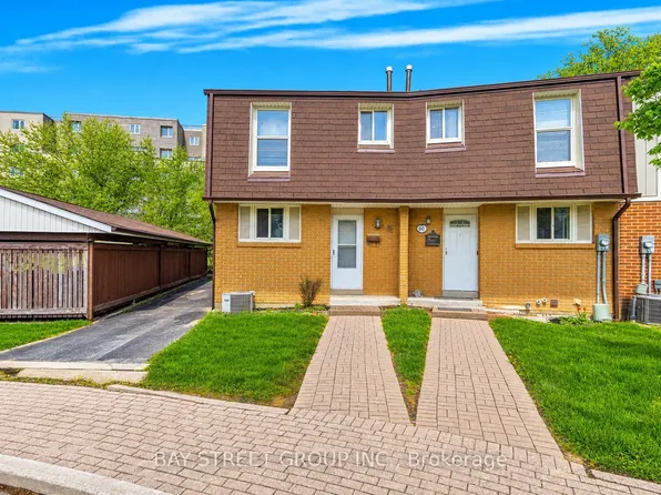 58 Yellow Birchway, Toronto, ON M2H 2T3