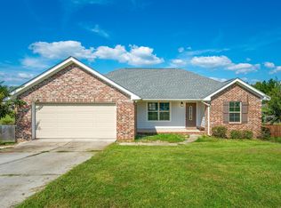 220 Collins Rd, Petal, MS 39465