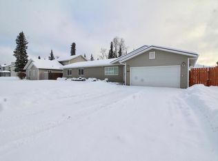 263 W Redoubt Ave, Soldotna, AK 99669
