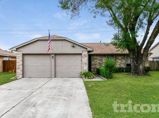 3446 Edgecreek Dr, Houston, TX 77066