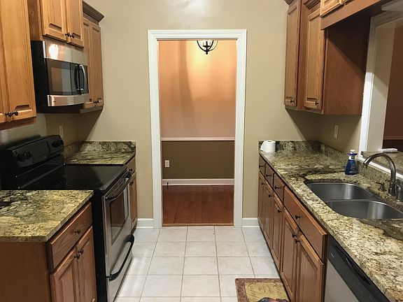 3rd image of 124 American Eagle Way #124