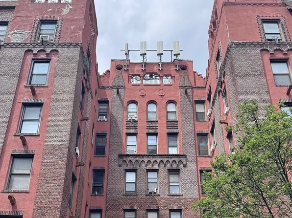 3100 Brighton 3rd Street image 2 of 21