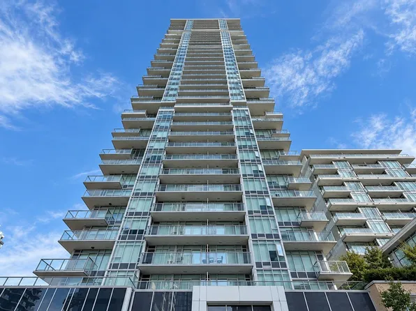 13350 Central Ave #605, Surrey, BC V3T 0S1