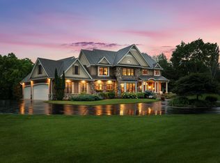 1520 W Farm Rd, Chaska, MN 55318