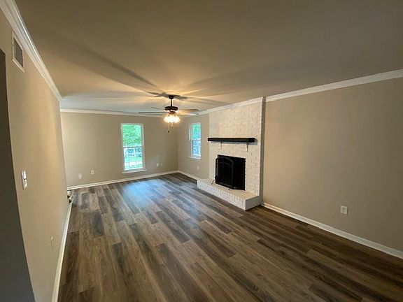 4th image of 270 Ashton Woods Dr