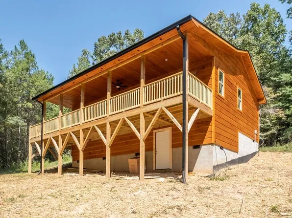 54 Hawthorne Ln, Murphy, NC 28906