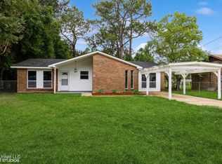 4106 Wisteria Dr, Moss Point, MS 39562