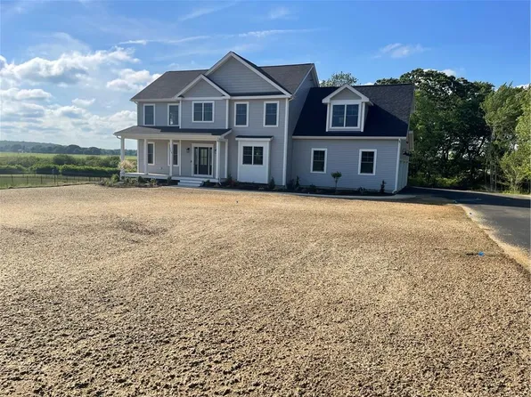 122 Explorer Dr N, Kingstown, RI 02874