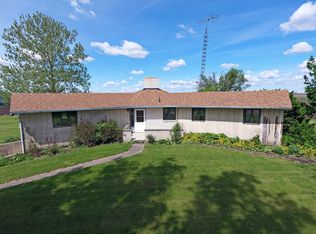 3279 E 29th Rd, Seneca, IL 61360