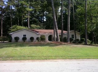 4062 Whispering Forest Ct, Lilburn, GA 30047