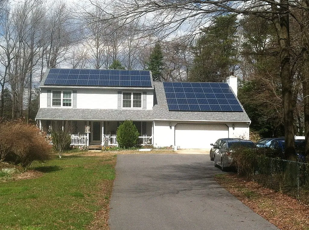 4308 Forsythia Ln photo 1