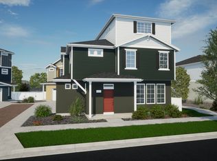 21983 E 38th Pl, Aurora, CO 80019