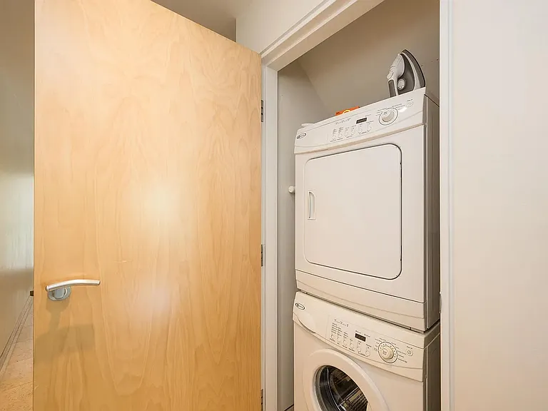 1401 Simonton St #1401/20 — Photo 9