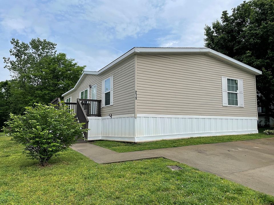 1st image of 750 Dunlop Ln #213