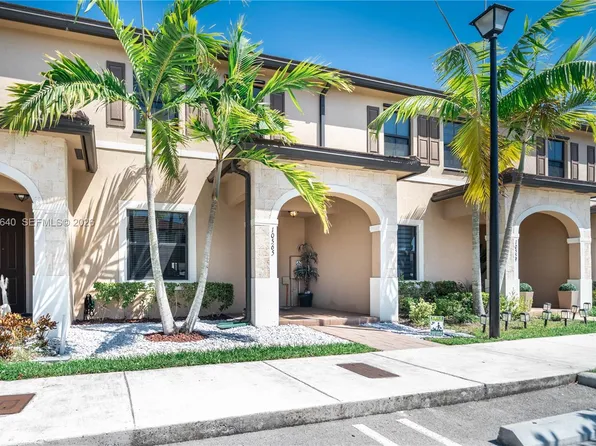 10565 W 34th Ct, Hialeah, FL 33018