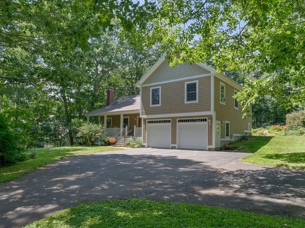 132 Pheasant Hill Drive, Portland, ME 04103