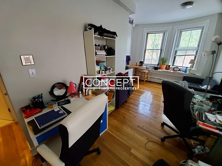 96 Willow St #2 — Photo 5