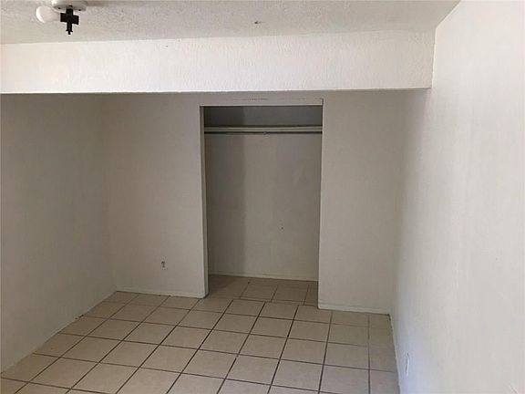 4th image of 3118 Nashville Ave