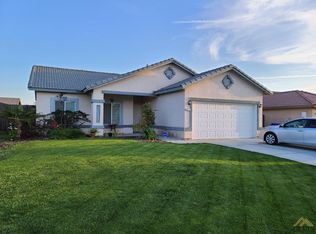 9217 Sentido Dr, Bakersfield, CA 93306