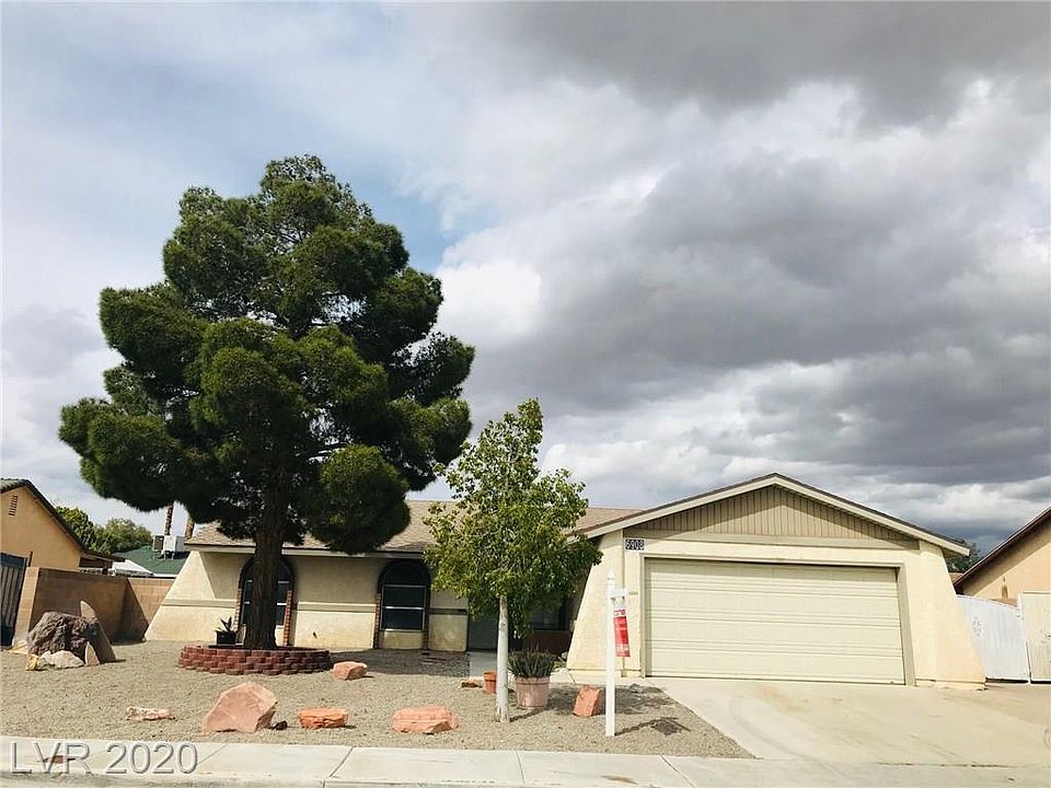 1st image of 6908 Old Castle Dr