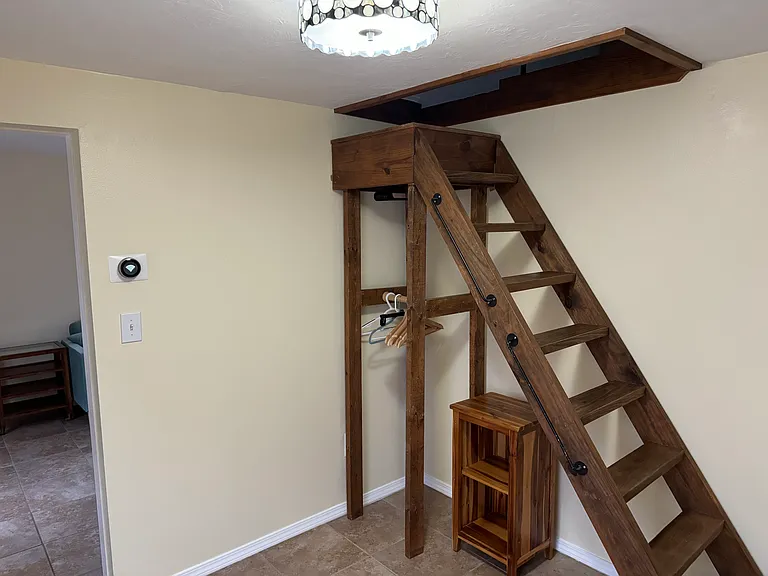 1731 Cherry Ln #1 — Photo 4