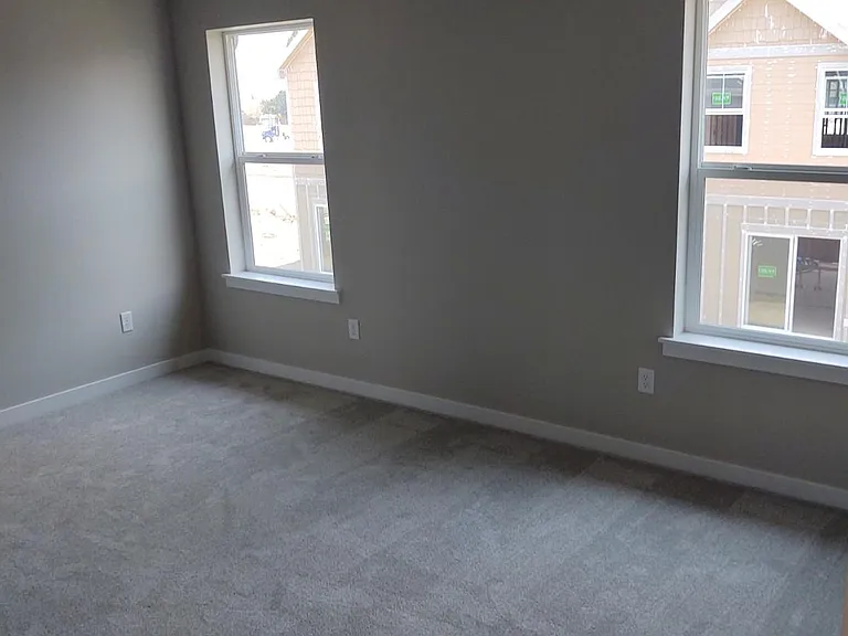 5992 S Carlburg Ave — Photo 17