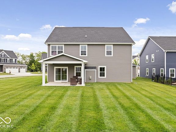 4th image of 1065 Woodglen Dr