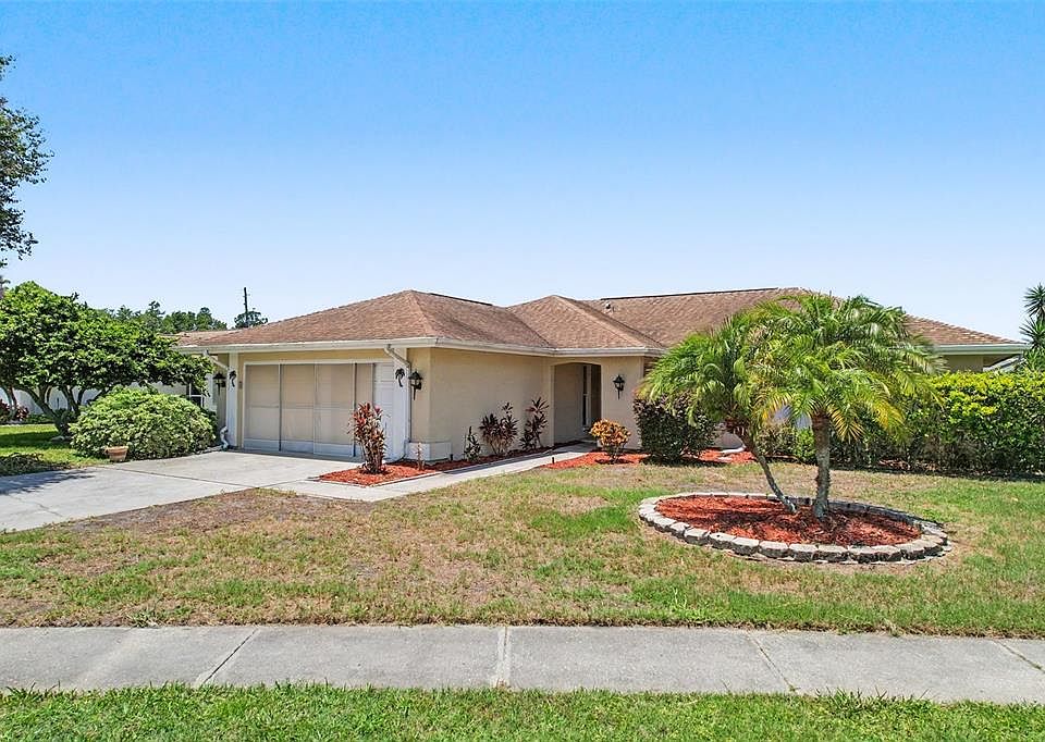 1st image of 3723 Sarazen Dr