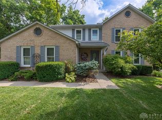 6875 Hidden Ridge Dr, West Chester, OH 45069