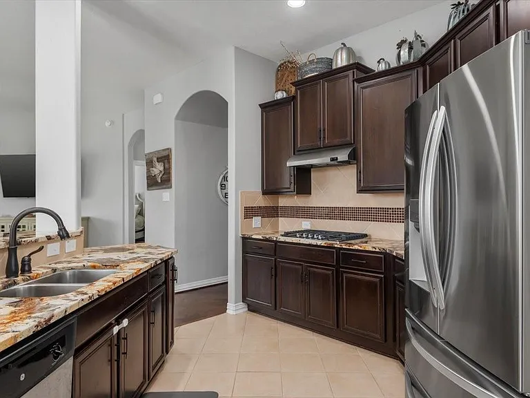 16319 Denise Terrace Dr — Photo 16