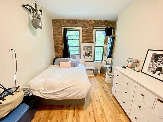 Rented by Zjama Realty Corp | media 1