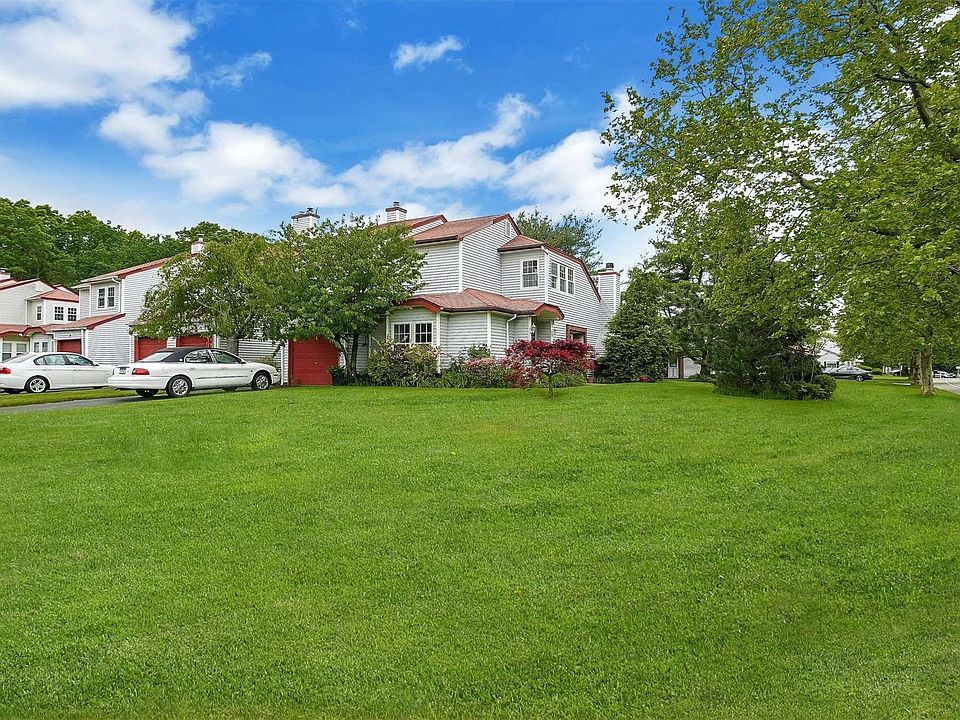1st image of 1 Farragut Ct #1