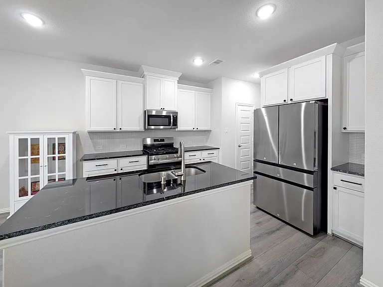 27939 Western Creek Ct — Photo 5