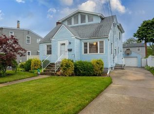 2455 Sycamore Ave, Wantagh, NY 11793
