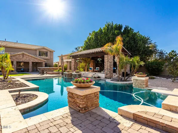 4142 E RAVENSWOOD Drive, Gilbert, AZ 85298