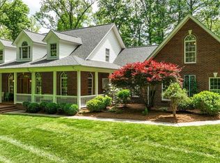 1670 Skyland Dr, Wilkesboro, NC 28697