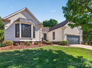2843 Redfield Dr, Charlotte, NC 28270