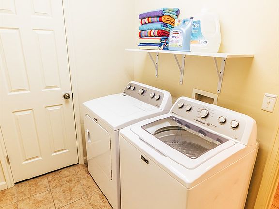 3rd image of 3442 Tierra Del Sol Dr
